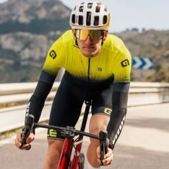 Alé Alé Gradient Jersey 24 Alé Alé Gradient Jersey -Cykelsko Butik Al Gradient Jersey Jerseys Fluo Yellow SS22 L22144460 01 2