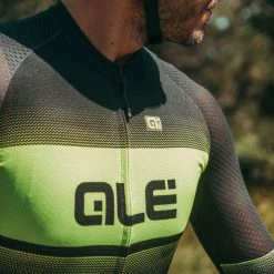 Alé Alé Solid Blend Cycling Jersey 19 Alé Alé Solid Blend Cycling Jersey -Cykelsko Butik Al Solid Blend Cycling Jersey Jerseys Black Fluro Yellow SS21 L20156540 01 3