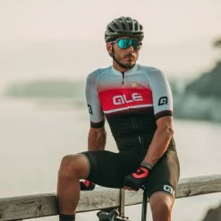 Alé Alé Solid Blend Cycling Jersey 15 Alé Alé Solid Blend Cycling Jersey -Cykelsko Butik Al Solid Blend Cycling Jersey Jerseys Black Red SS21 L20156423 01 1