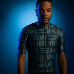 Black Sheep Cycling MR22 Men's Essentials TEAM Short Sleeve Jersey Yel -Cykelsko Butik Black Sheep Cycling MR22 Men s Essentials TEAM Short Sleeve Jersey Yel Jerseys Yellow AW22 5