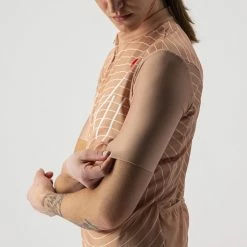 Castelli Women's Ventata Jersey (Limited Edition) 8 Castelli Women's Ventata Jersey (Limited Edition) -Cykelsko Butik Castelli Women s Ventata Jersey Limited Edition Jerseys Caramel Latte SS21 CS4300414A543111 1