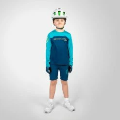 Endura Kid's MT500Jr Long Sleeve Cycling Jersey -Cykelsko Butik Endura Kid s MT500Jr Long Sleeve Cycling Jersey Jerseys Blueberry SS23 E7157BB K7 1