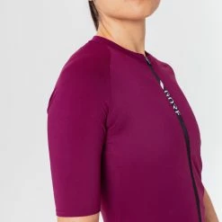 GOREWEAR Women's Torrent Jersey 18 GOREWEAR Women's Torrent Jersey -Cykelsko Butik GOREWEAR Women s Torrent Jersey Jerseys Process Purple SS23 100968 BQ00 36 3