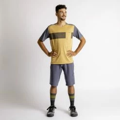 IXS Flow X SS Jersey 2.0 -Cykelsko Butik IXS Flow X SS Jersey 2 0 Jerseys Arcacia Charcoal 2023 473 510 3350 133 S 1