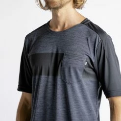 IXS Flow X SS Jersey 2.0 -Cykelsko Butik IXS Flow X SS Jersey 2 0 Jerseys Storm Marine 2023 473 510 3350 047 S 1