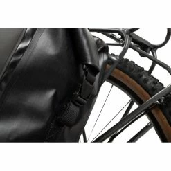 LifeLine Adventure Waterproof Pannier Bag -Cykelsko Butik LifeLine Adventure Waterproof Pannier Bag Pannier Bags Black LAP19 10