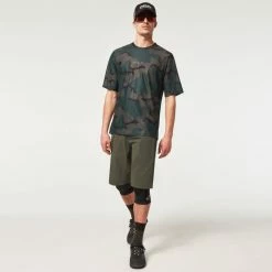 Oakley Ride Free Short Sleeve Jersey -Cykelsko Butik Oakley Ride Free Short Sleeve Jersey Jerseys B1B Camo Hunter AW22 FOA4037809NQS 1