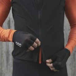 POC Enthral Gilet -Cykelsko Butik POC Enthral Gilet Gilets Uranium Black 2022 PC580511002SML1 3