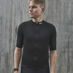 POC Muse Jersey -Cykelsko Butik POC Muse Jersey Jerseys Uranium Black 2022 PC523261002XXL1 1