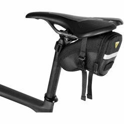 Topeak Aero Wedge (Buckle) Small Saddle Bag 8 Topeak Aero Wedge (Buckle) Small Saddle Bag -Cykelsko Butik Topeak Aero Wedge Buckle Small Saddle Bag04