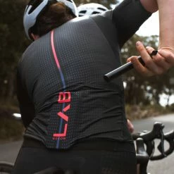 Dhb Aeron LAB Raceline Kortærmet Trøje - Dame -Cykelsko Butik dhb Aeron Lab Raceline Womens Short Sleeve Jersey Jerseys Black Coral SS19 TW0572 02BLACKUK 14 3